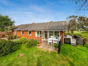 Holiday Home Emmik - 600m from the sea by Interhome